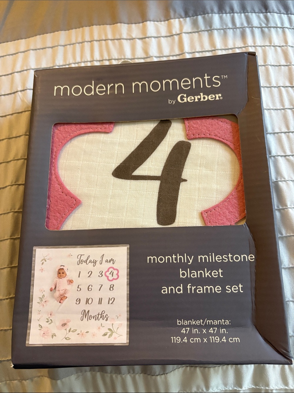 ✨BRAND NEW✨ MONTHLY MILESTONE BLANKET & FRAME SET